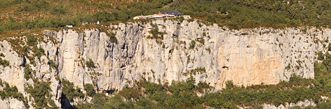 Falaise des Cavaliers (Aiguines - Verdon rive gauche)